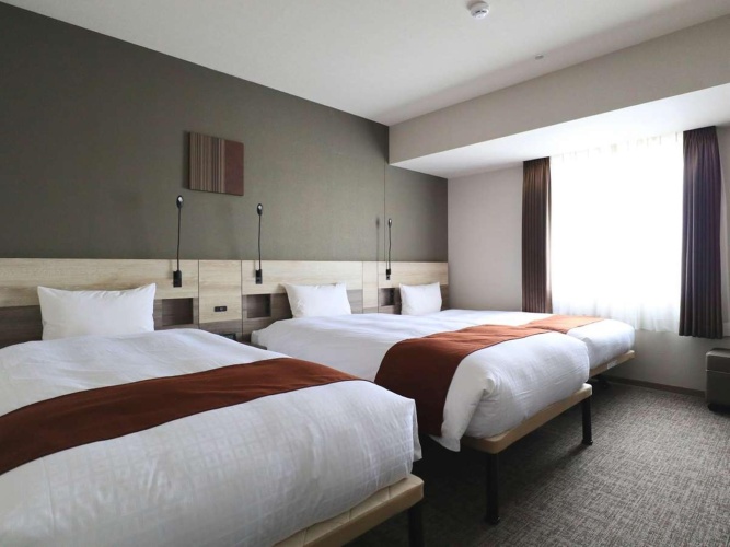 Triple room