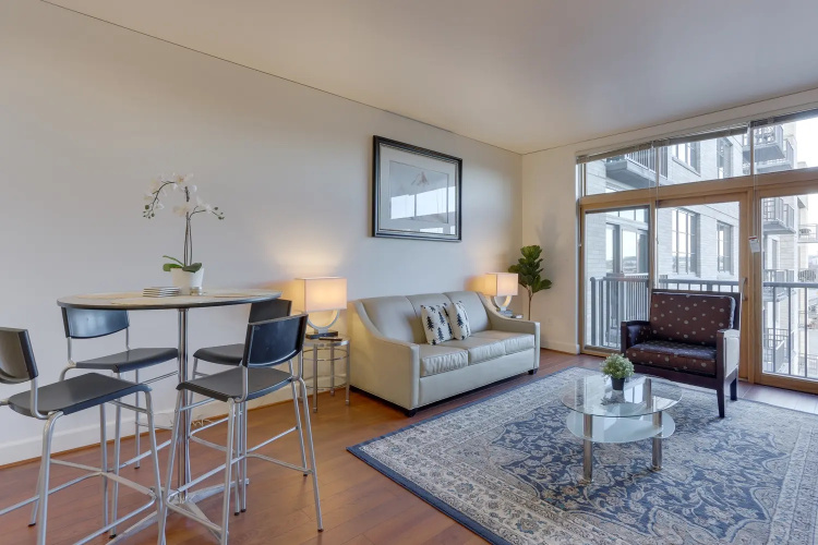 Spacious, Downtown Location – great for work and relaxing!