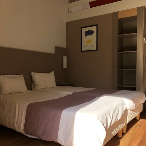 Standard Twin Family room