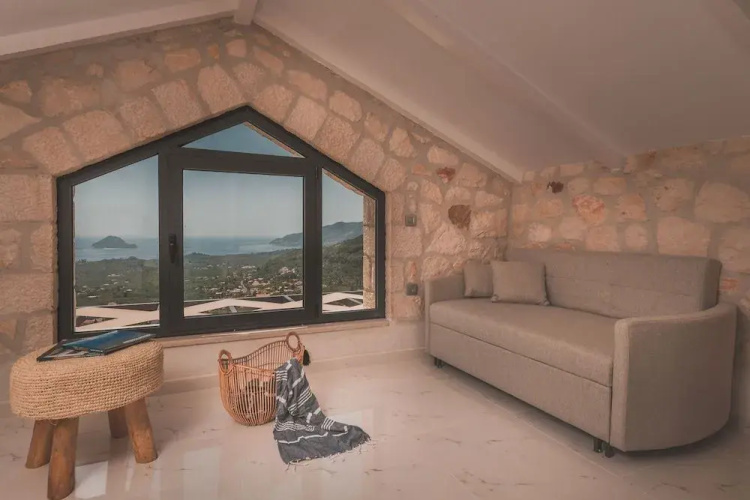 Zinos Luxury Villa