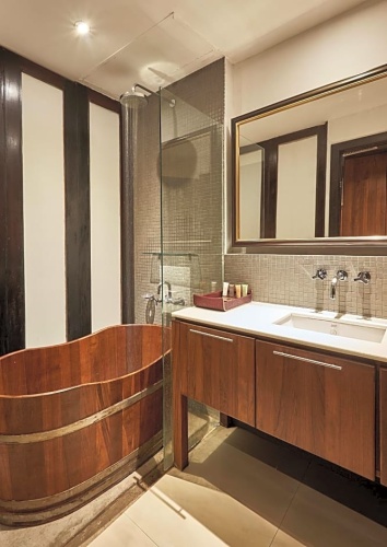 1 Bedroom Suite