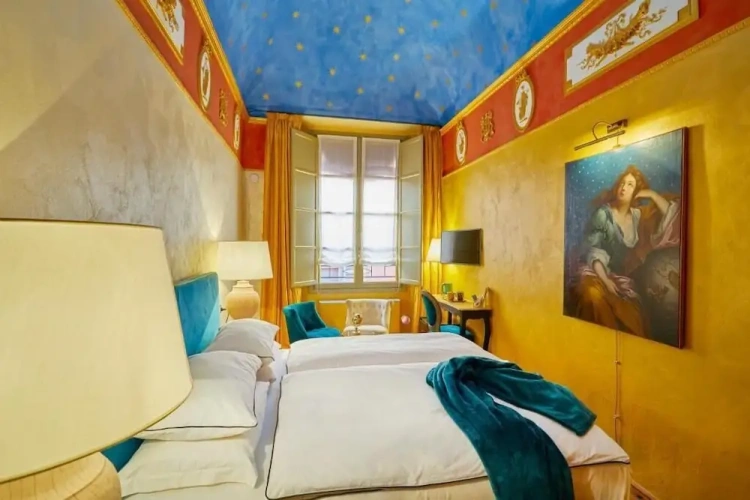 Superior room
