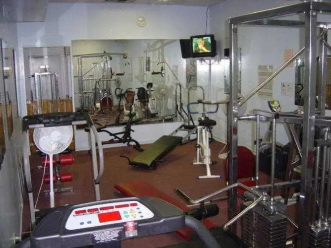Sword Motor Inn