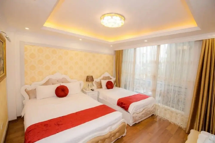 Standard Twin Family room with balcony