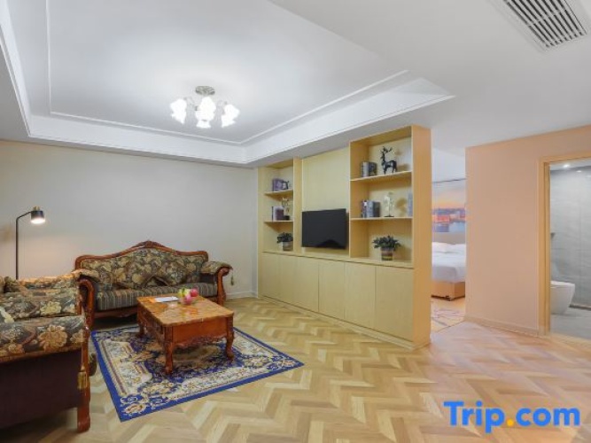 Deluxe Double Suite