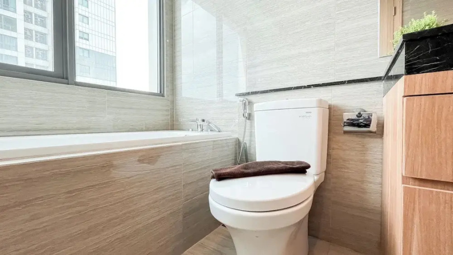 Spacious 3Br With Extra Room At Hillcrest House Apartment