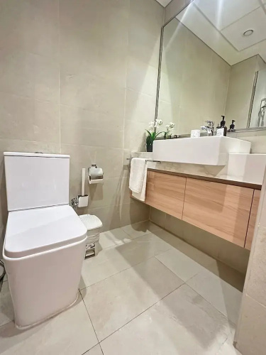 Azizi Riviera 25