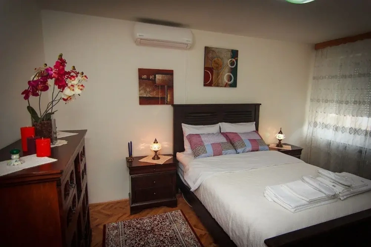 2 Bedrooms Apartment with balcony
