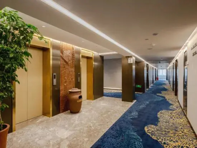 Jin E Hotel