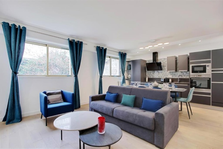 3 Bedrooms Double Apartment