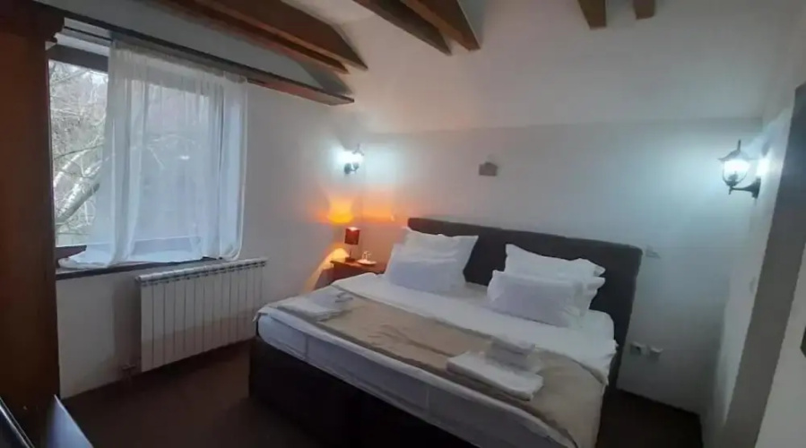 Queen Teuta Palace Resort