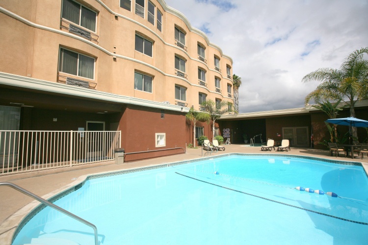 Holiday Inn Express San Diego South - Chula Vista photo 21