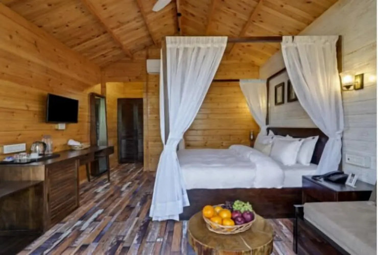Casawood Resort