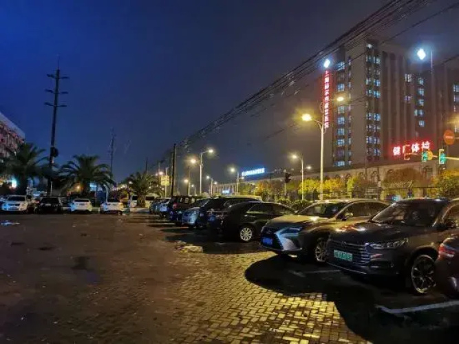 Jiufu Hotel