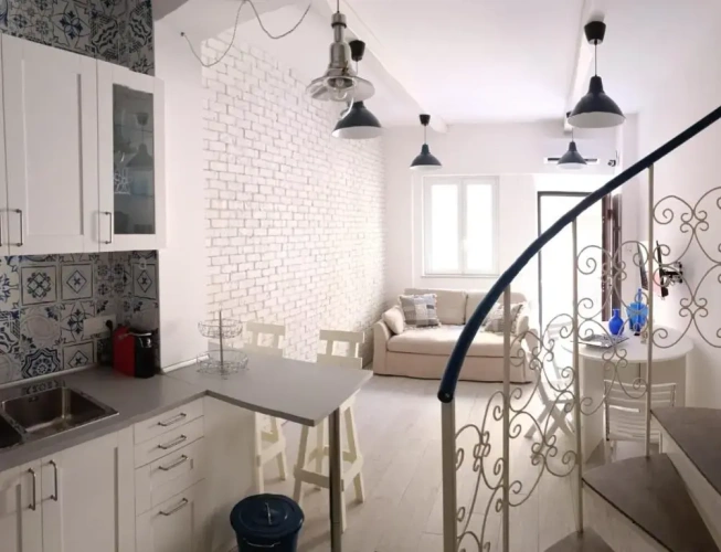 1 Bedroom Apartment