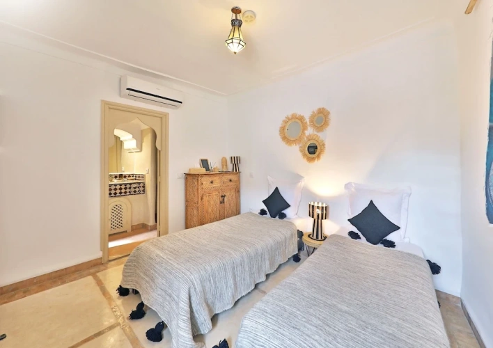 Standard Twin room