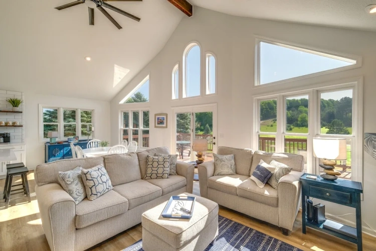 3 Bedrooms Cottage