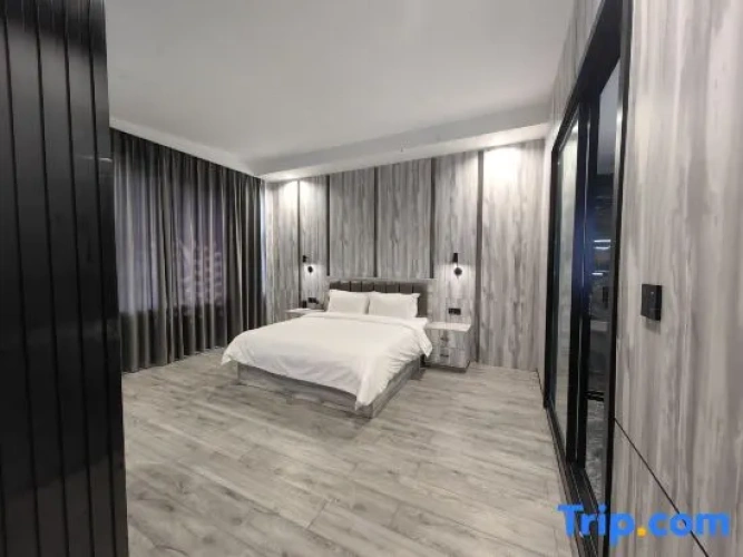 Premier Suite