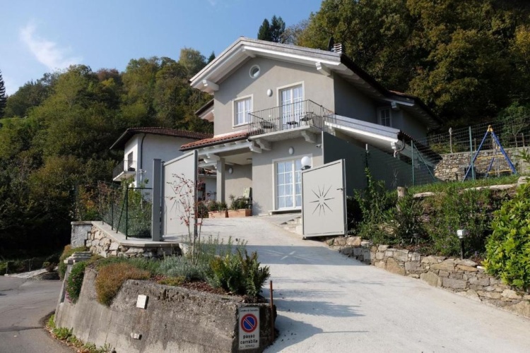 2 Bedrooms Cottage