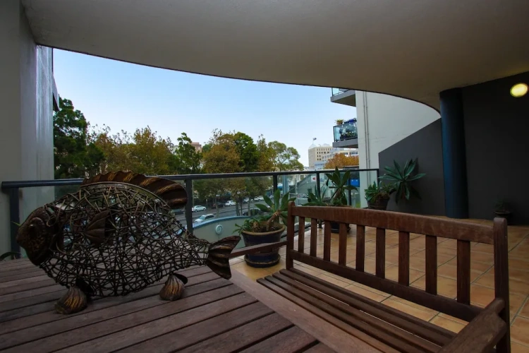 2 Bedrooms Apartment