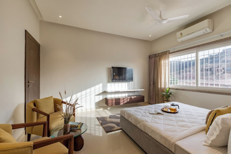 ELIVAAS Luxe Shourya Zenna 3 BHK