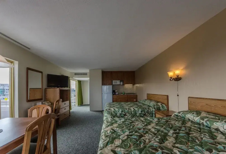 Attache Motel
