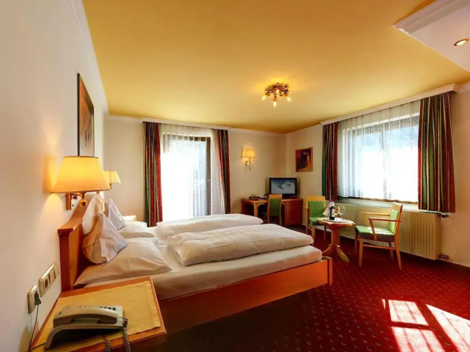 Arlberg Hotel