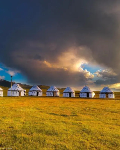 The ethno-complex Ulush Yurts (Ulush Yurts)