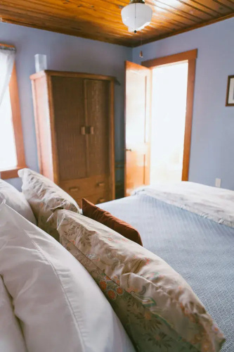Beacon House Inn Bed & Breakfast