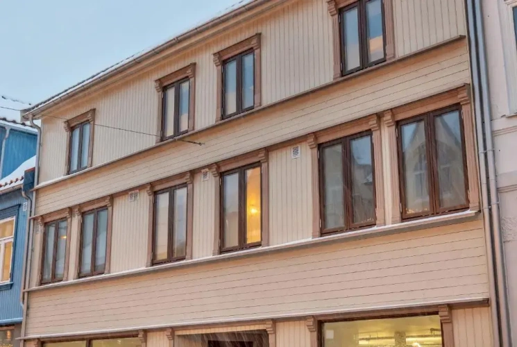 3 Bedrooms Apartment