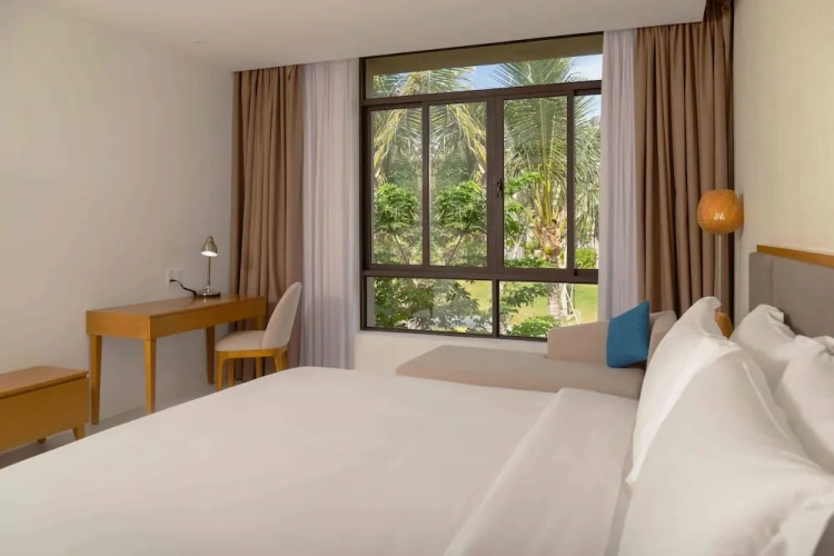3 Bedrooms Premier Villa with garden view
