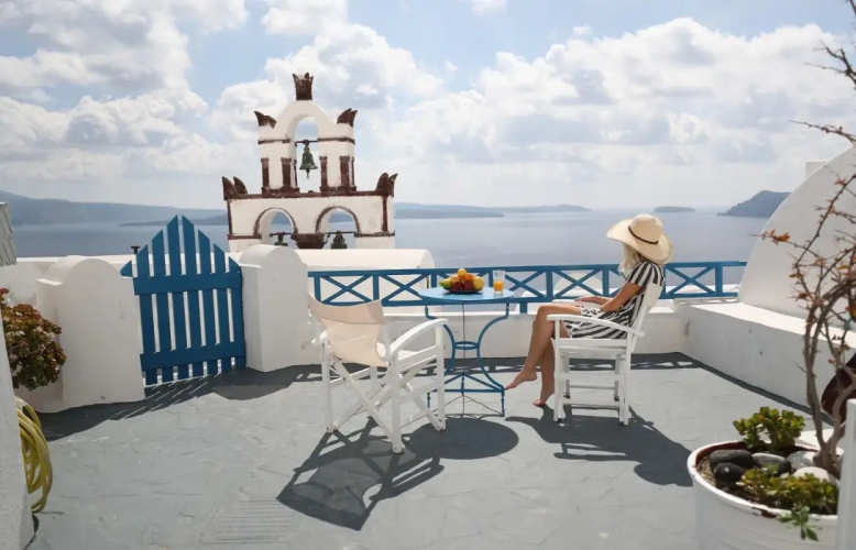 Santorini Paradise