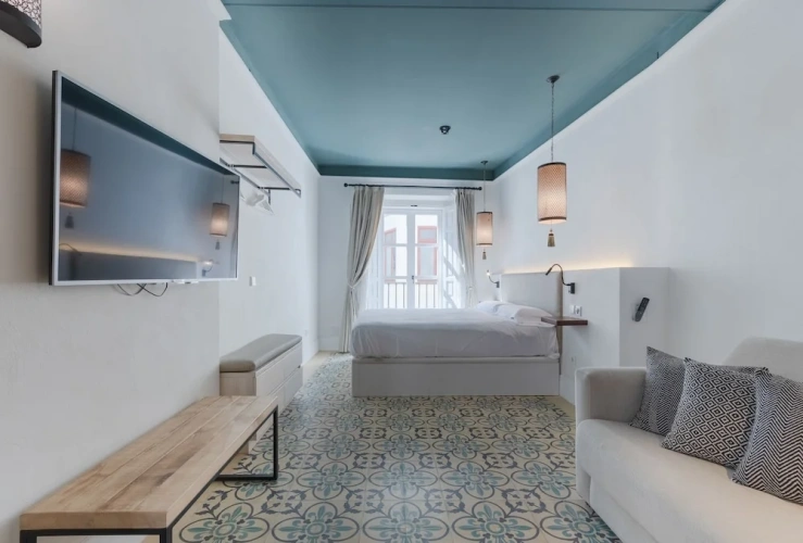 1 Bedroom Apartment