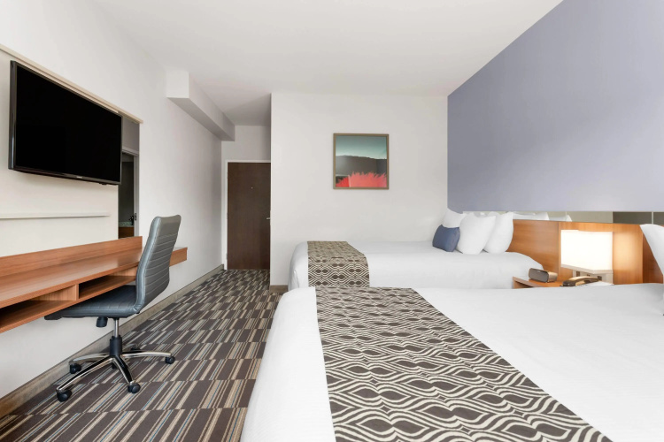 Microtel Inn & Suites by Wyndham Sault Ste. Marie photo 7