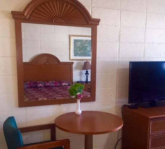 Holiday Motel Creston