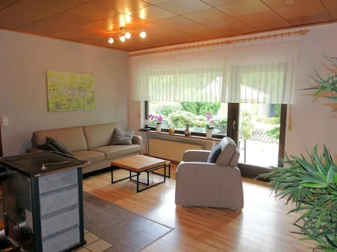 Feusdorf Forest Bungalow