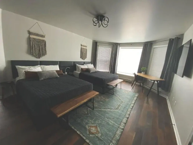 Deluxe Twin Suite