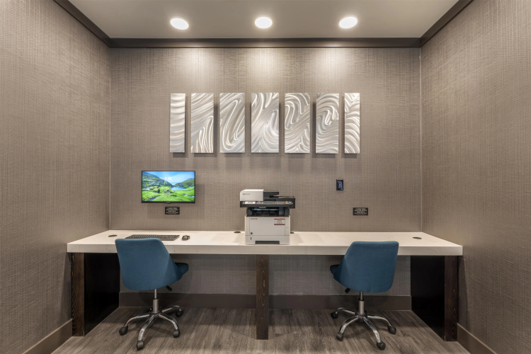 Best Western Plus Carlton Plaza Hotel photo 17