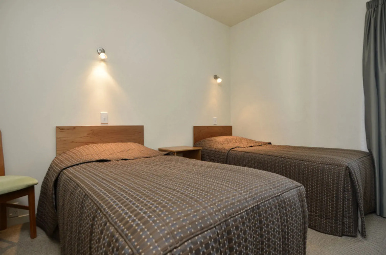 Parkside Motel