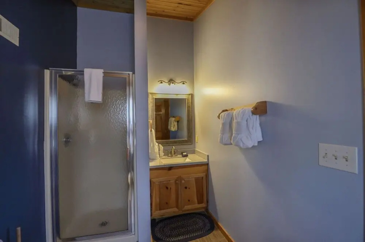 Best of Both Worlds by Eagles Ridge Resort