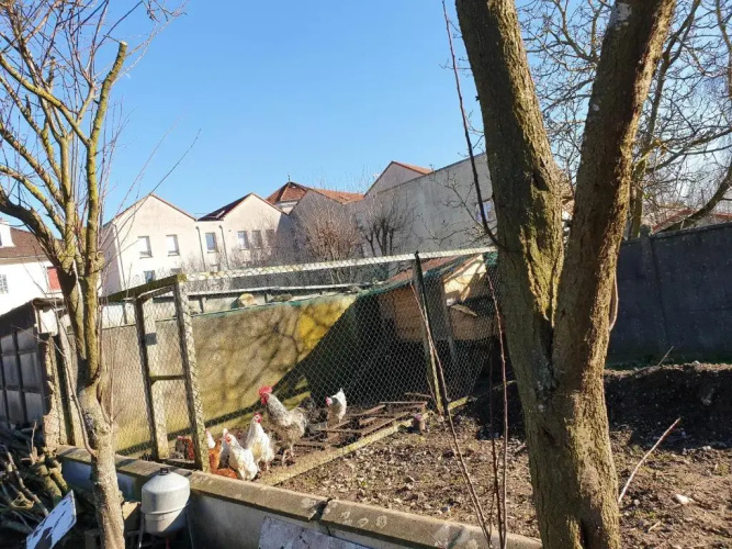 Maison d'une chambre avec terrasse et wifi a Argenteuil