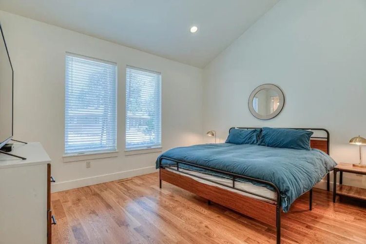 Kinglet Road 24