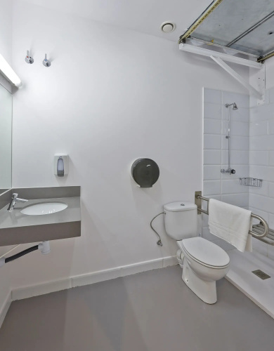 Hola Hostal Collblanc - Hostel