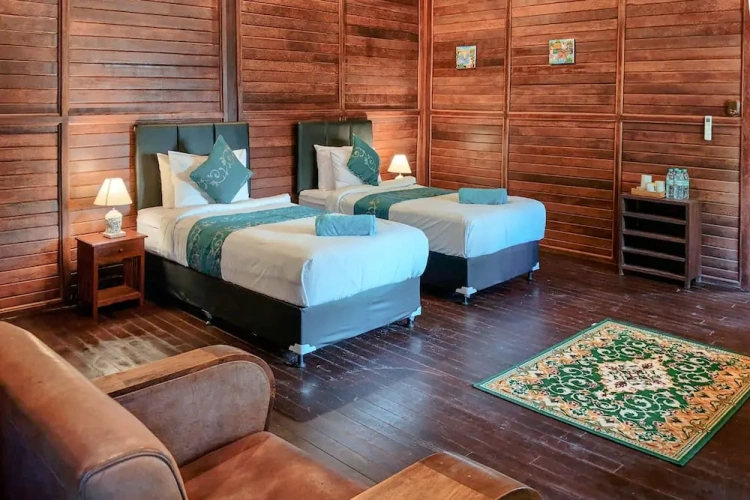 1 Bedroom Double Suite oceanfront