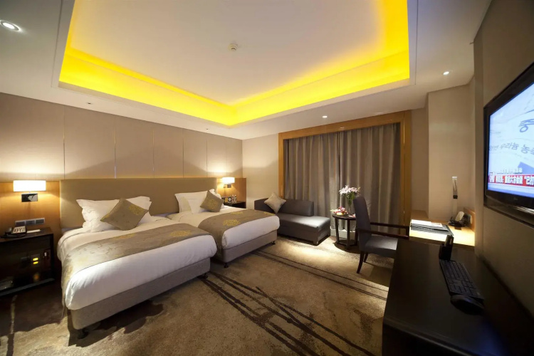 Lia Chengdu Hotel