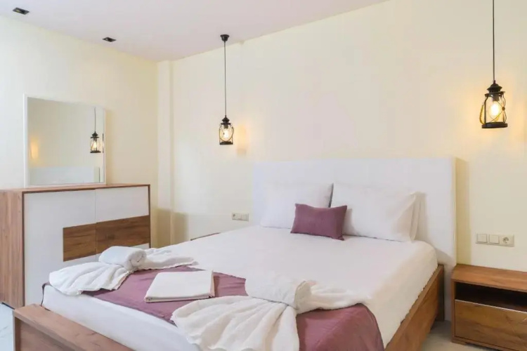 Eridon Suites