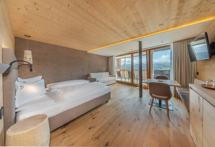Nature Hotel Delta