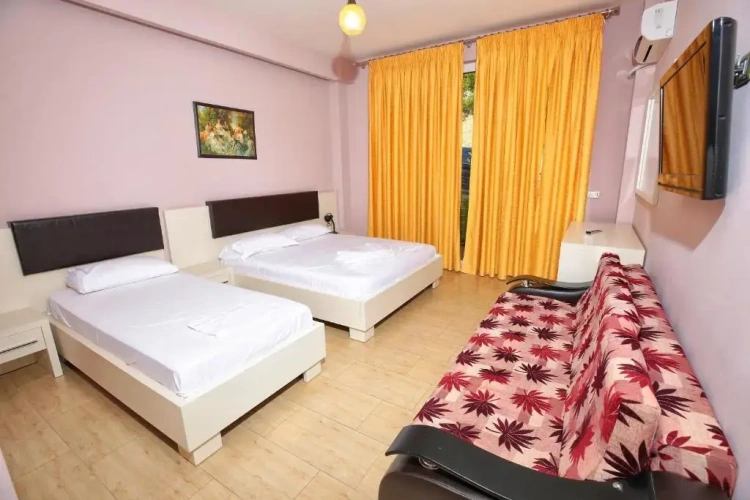 Deluxe Double room with balcony and with sea view
