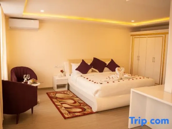 Royal Double Suite