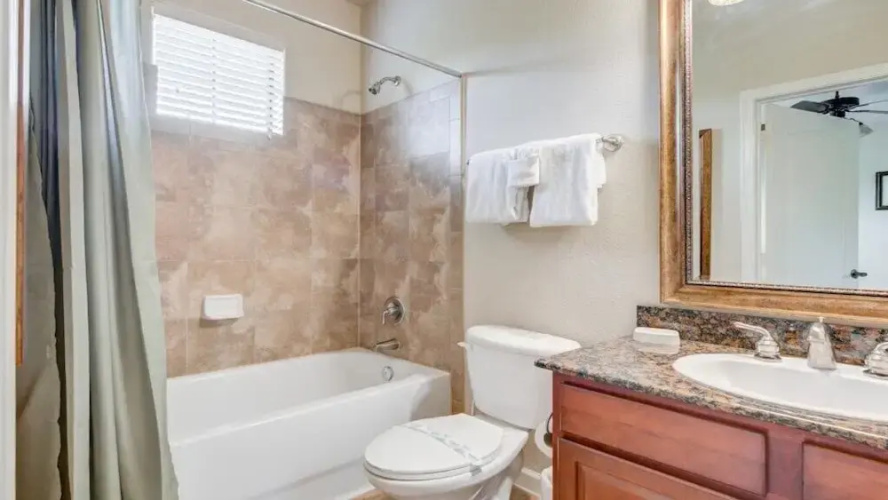 Stunning 3 Bed Condo Near Disney